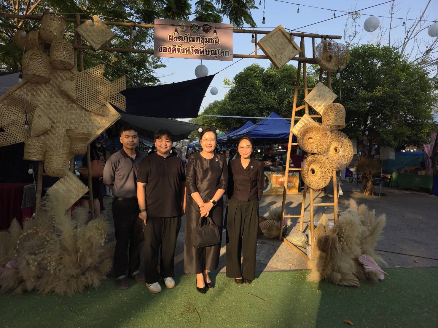 พช.พิษณุโลก มอบหมายกลุ่มงานสารสนเทศการพัฒนาชุมชน  เพื่อดูแลความเรียบร้อยและประชาสัมพันธ์กิจกรรมการจัดแสดงและจำหน่ายผลิตภัณฑ์หนึ่งตำบล หนึ่งผลิตภัณฑ์ (OTOP) ให้ประชาชนทั่วไปรับทราบ ภายในงานแผ่นดินสมเด็จพระนเรศวรมหาราชพิษณุโลก ประจำปี 2569 