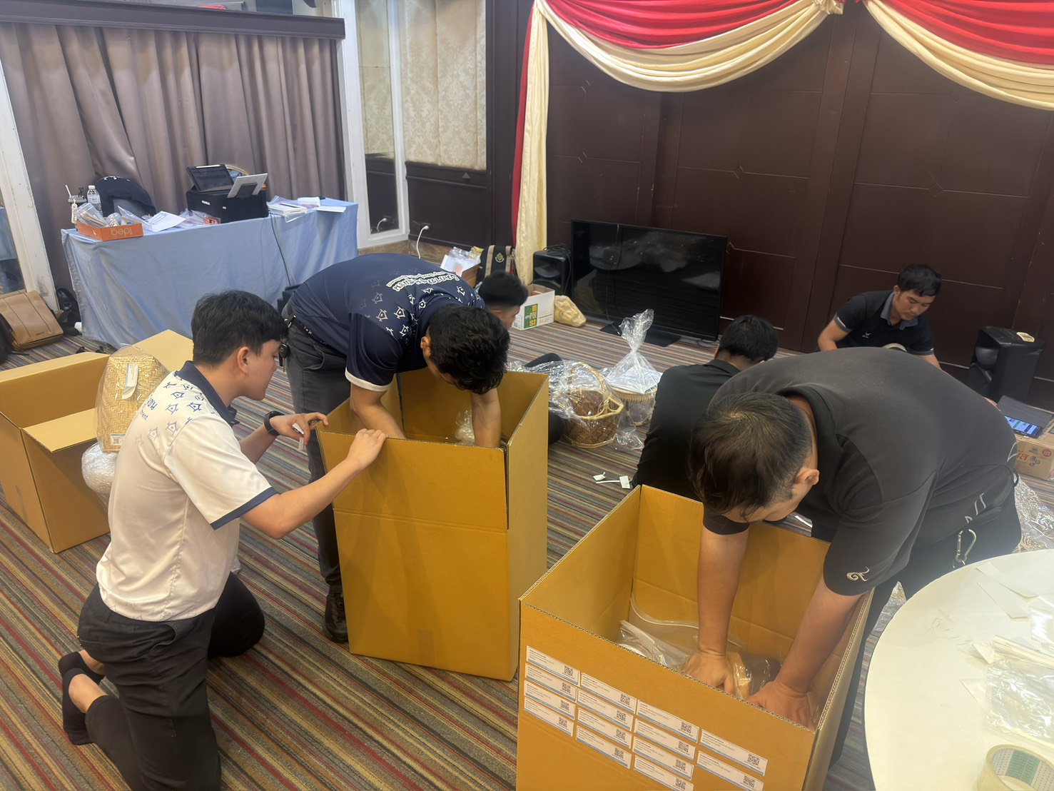 พช.พิษณุโลก ดำเนินการบรรจุและจัดส่งผลิตภัณฑ์ OTOP อย่างพิถีพิถัน สู่การคัดสรรสุดยอดหนึ่งตำบล หนึ่งผลิตภัณฑ์ไทย (OTOP Product Champion : OPC) ปี พ.ศ. 2569 ระดับประเทศ
